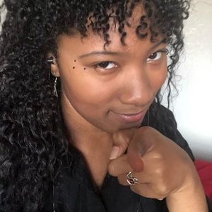 Meet your Posher, Kyana
